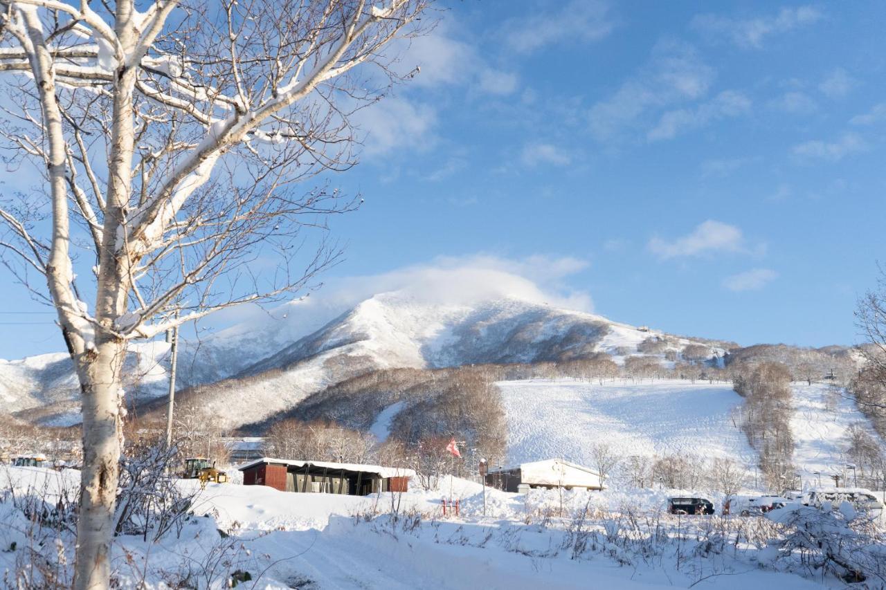Alpenglow Lodges Ginkei Нисэко Экстерьер фото